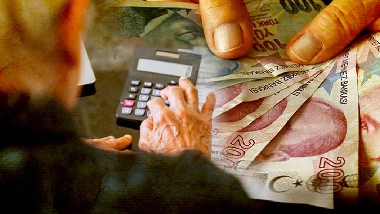 Özgür Erdursun üstüne basa basa uyardı: SGK düğmeye bastı, EYT'li olanları bile kapsıyor! Emekli olacaklara 2520 gün uyarısı 2