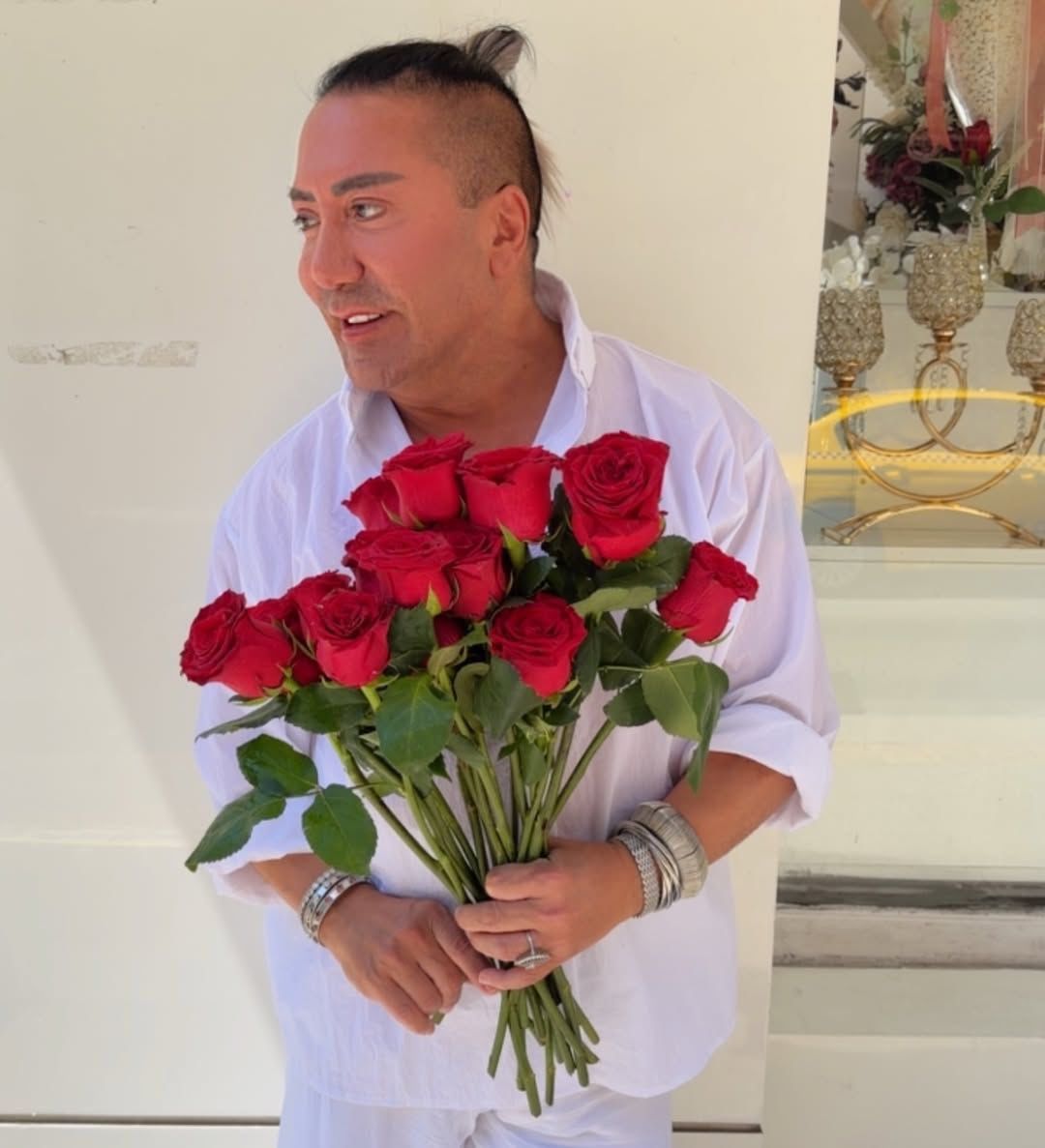 Murat Övüç evleniyor! Düğün tarihini açıkladı: "Çok tatlı İzmirli bir hanımefendiyle evleniyorum" 4