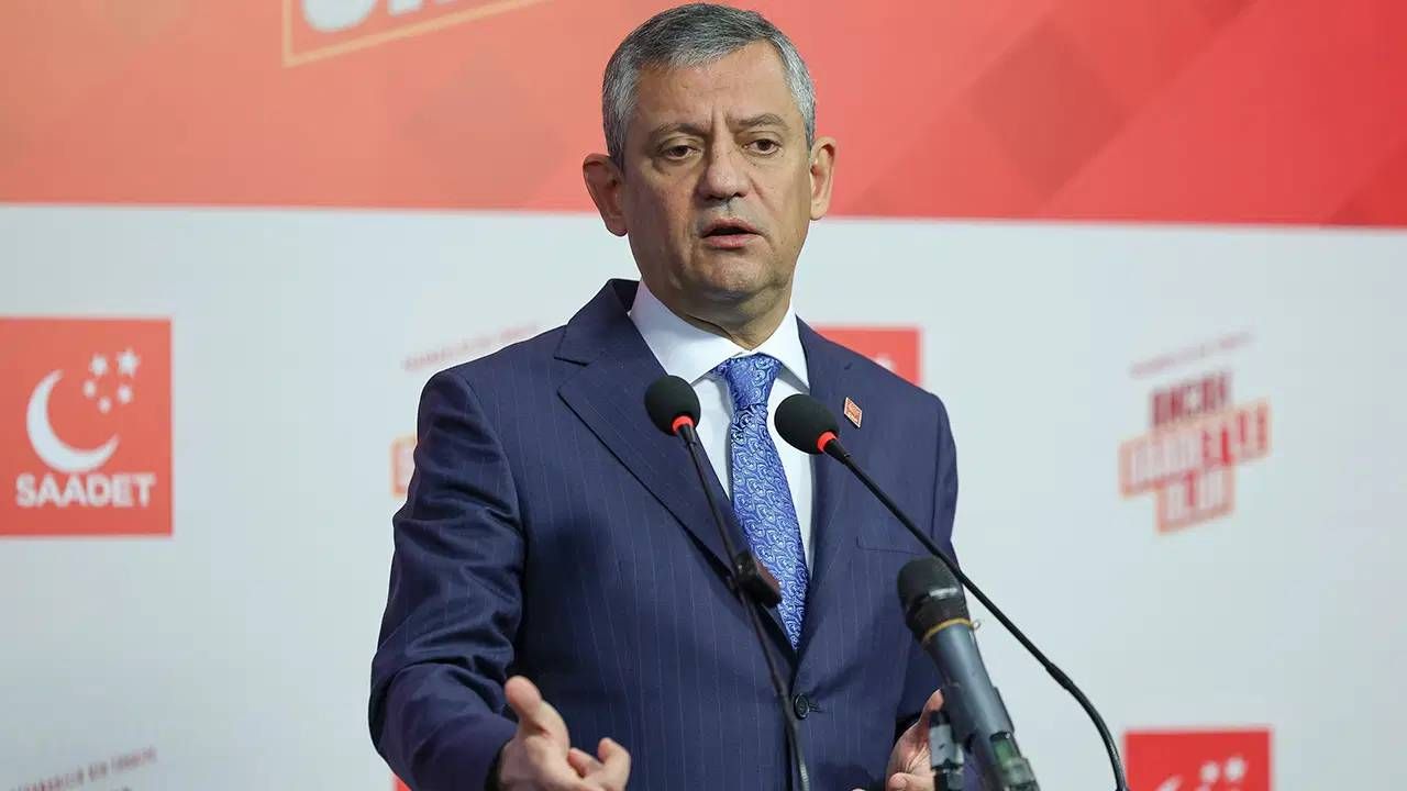 Özgür Özel'e bir şokta Mansur Yavaş'tan! Kararını açık açık söyledi: Duyduklarıyla şaşkına döndü 3