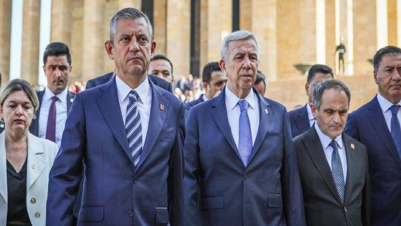 Özgür Özel'e bir şokta Mansur Yavaş'tan! Kararını açık açık söyledi: Duyduklarıyla şaşkına döndü 1