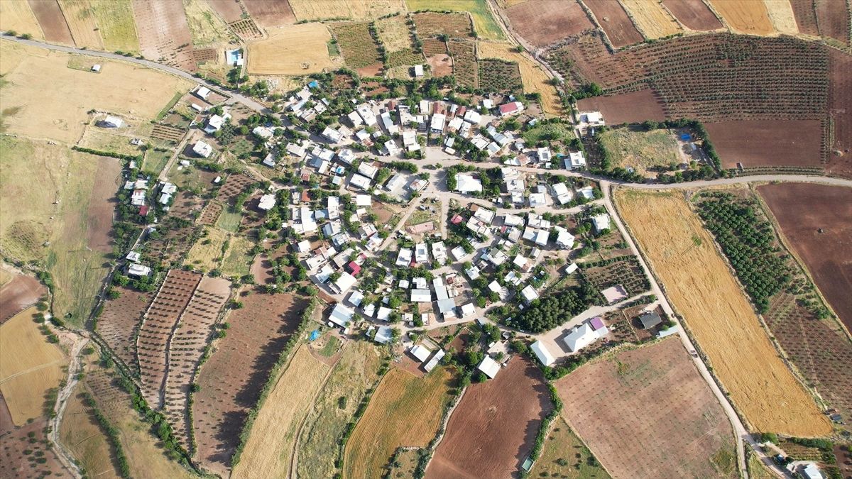 Adıyaman'daki dairesel köy görenleri şaşırtıyor 2