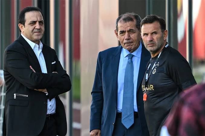 Galatasaray'dan çılgın transfer planı! İmza attırılacak ilk isim dünya yıldızı olacak: Yapılan toplantıdan karar çıktı! Güle güle Davinson Sanchez 1