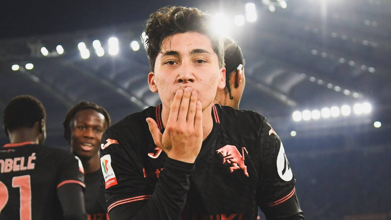 Okan Buruk, Beşiktaş'ın eski futbolcusunu istedi 9