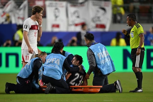 2 maçta sıfır çektik! Dünya Kupası'na veda ettik: Binlerce taraftardan Montella'ya istifa çağrısı! 6