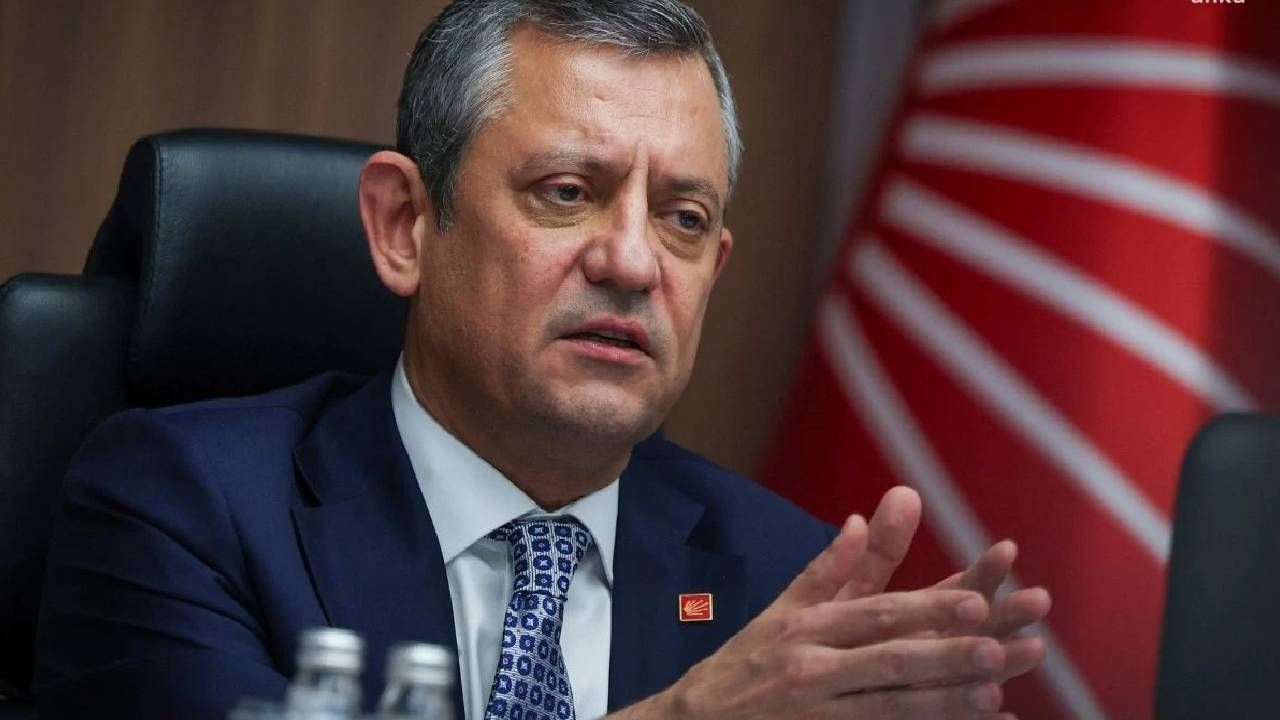 Ankara'da flaş gelişme! Özgür Özel'in yeni adresi belli oldu: Parti binasına posterler asıldı bile 10