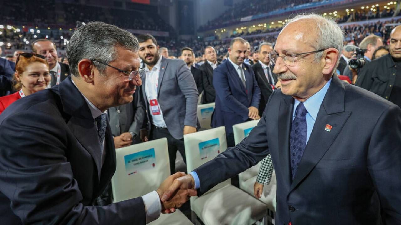 Ankara'da flaş gelişme! Özgür Özel'in yeni adresi belli oldu: Parti binasına posterler asıldı bile 4