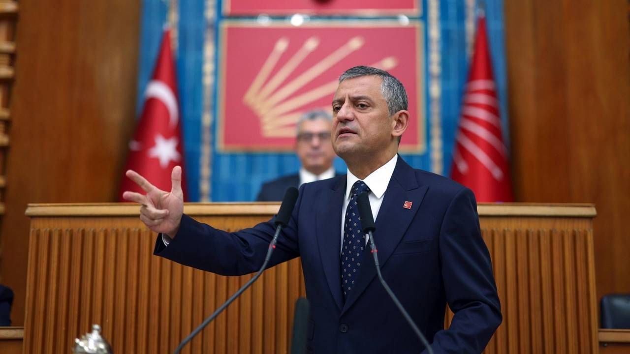 Ankara'da flaş gelişme! Özgür Özel'in yeni adresi belli oldu: Parti binasına posterler asıldı bile 2