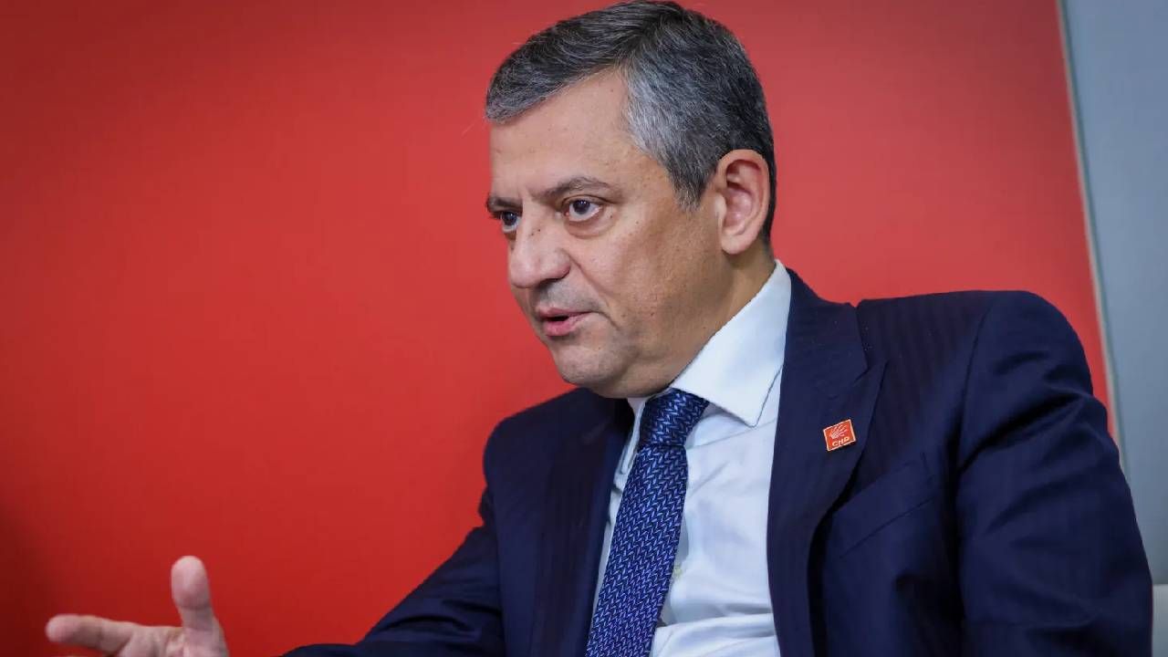 CHP'de büyük kopuş! Özgür Özel'den Ekrem İmamoğlu'na darbe: İşte yeni yol haritası 3