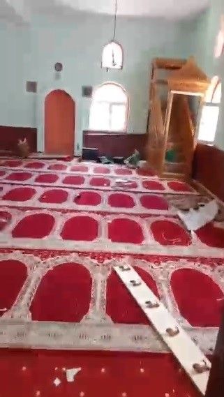 Elazığ'da cami tahrip edildi! Şüpheli akıl hastası çıktı 1