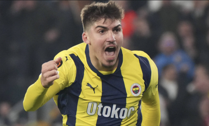 Okan Buruk, eski Fenerbahçeli futbolcuyu istedi 4