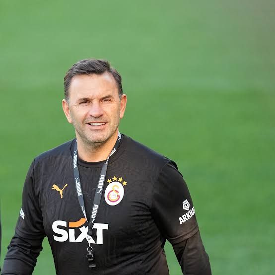Okan Buruk, eski Fenerbahçeli futbolcuyu istedi 1