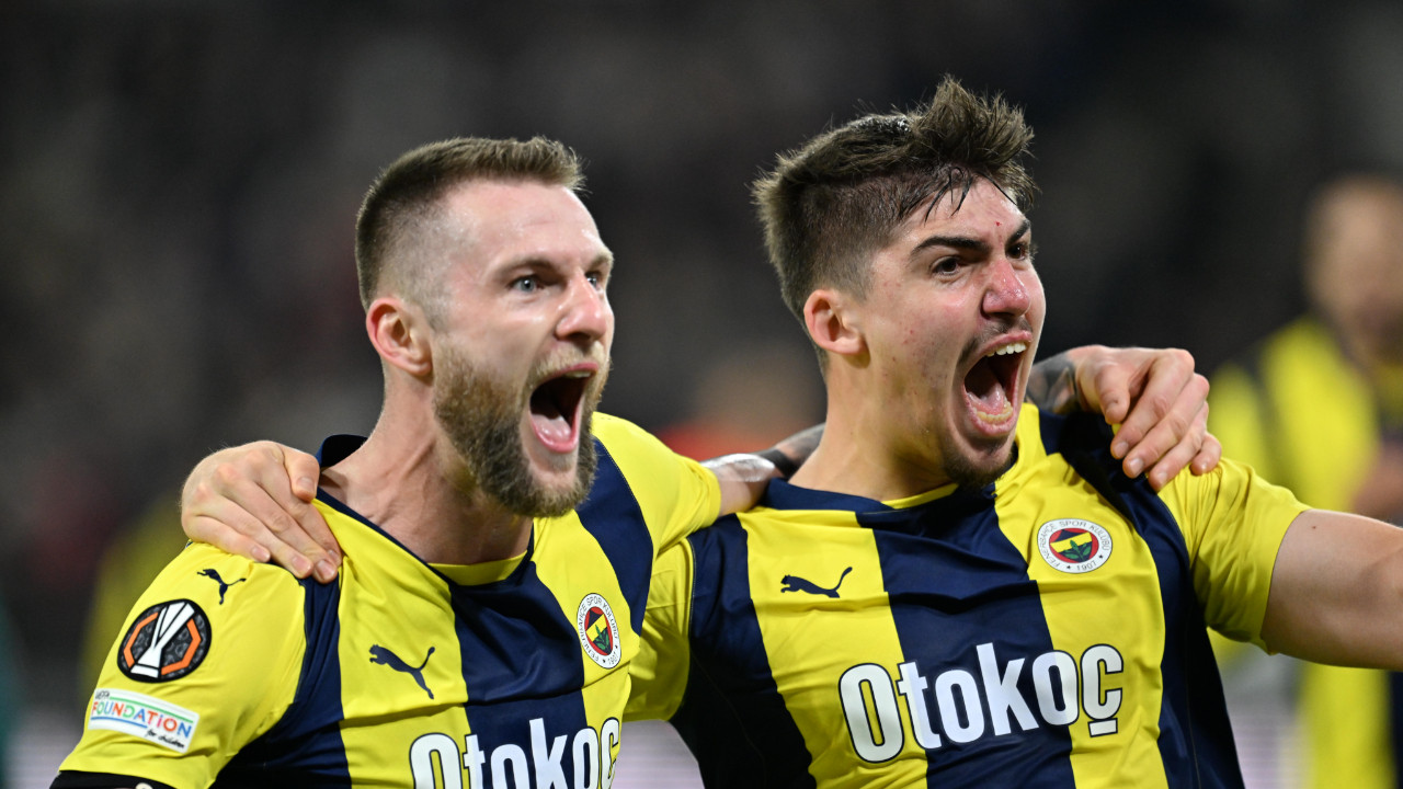Okan Buruk, eski Fenerbahçeli futbolcuyu istedi 5