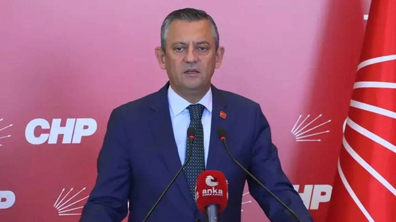 CHP'de kazan kaynıyor! Özgür Özel o tarihte yeni partisinin startını verecek: İşte yanında yer alacak isimler 7