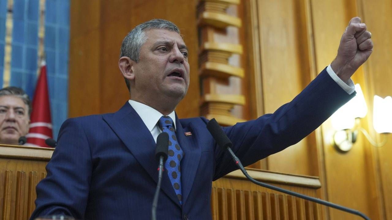 CHP'de kazan kaynıyor! Özgür Özel o tarihte yeni partisinin startını verecek: İşte yanında yer alacak isimler 6