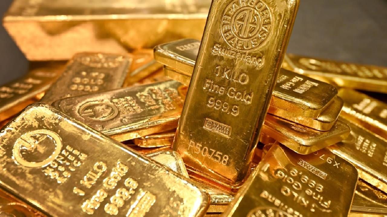 Yatırımcıların yüzünü güldürecek haber geldi: Altın çakılacak mı? Tuna Kaya gram altının yaz sonunda göreceği rakamı açıkladı! 14