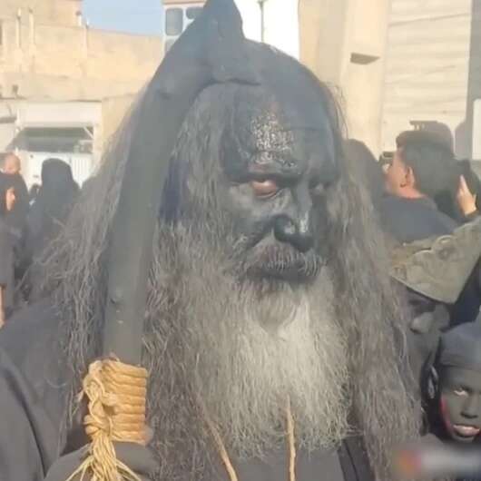 İran'da sıra dışı matem: İsfahan sokaklarında "Cinler Geçti" ritüeli düzenlendi! 5