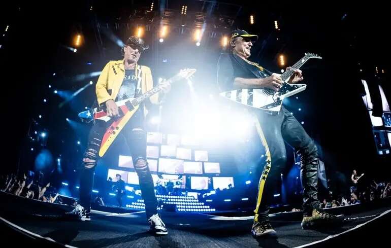 Rock efsanesi Scorpions İstanbul’u yerinden oynattı! 33 yıl sonra aynı stadyumda aynı coşku 7