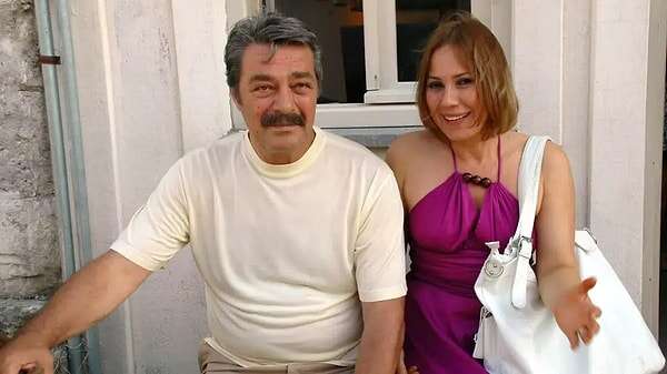 Kadir İnanır evli mi? Jülide Kural kimdir? Kadir İnanır eşi kim? 27 yıllık sevdanın ardından: Hayat arkadaşından Kadir İnanır itirafları 4