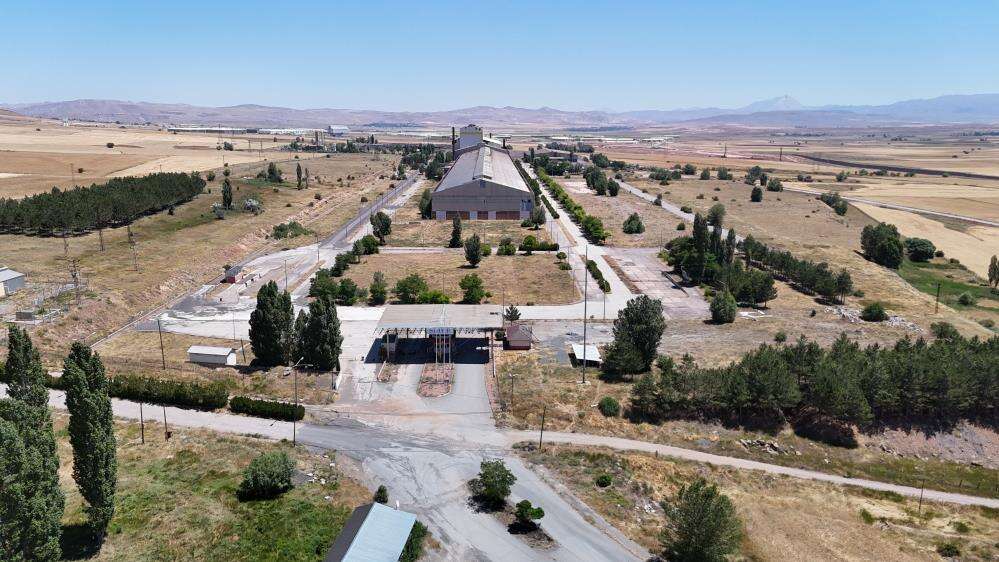 Bir dönem Türkiye'nin en büyüklerindendi, şimdi korku filmlerini aratmıyor! Yaklaşık 4 yıldır üretime ara verdi 4