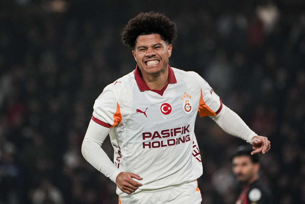 Aziz Yıldırım Gabriel Sara Ollie Watkins dominosu! Bu üç transfer birbirine bağlI 4