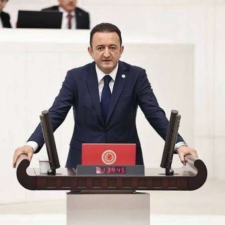 CHP'de saflar netleşiyor! Kılıçdaroğlu'nun etrafında kenetlenenler ve CHP'den ayrılmayan isimler 10