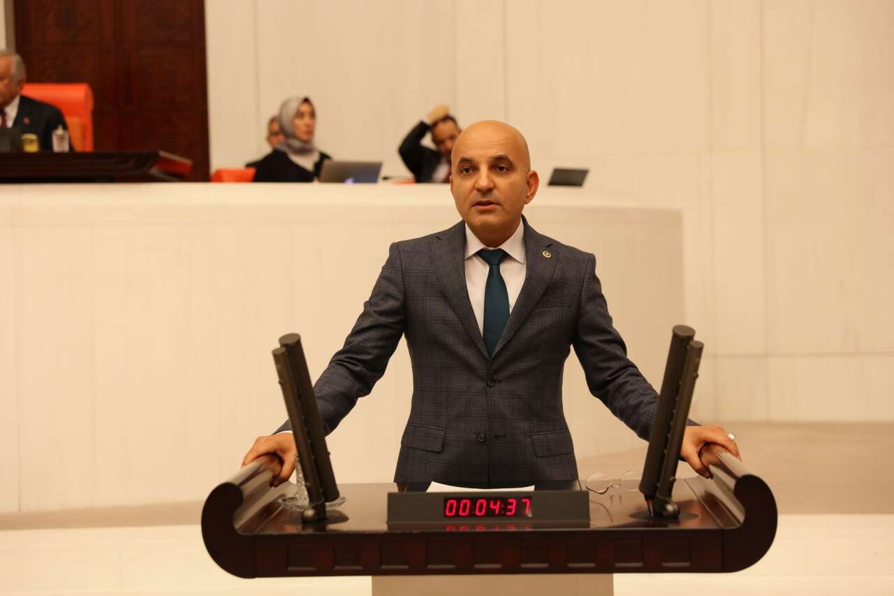 CHP'de saflar netleşiyor! Kılıçdaroğlu'nun etrafında kenetlenenler ve CHP'den ayrılmayan isimler 6