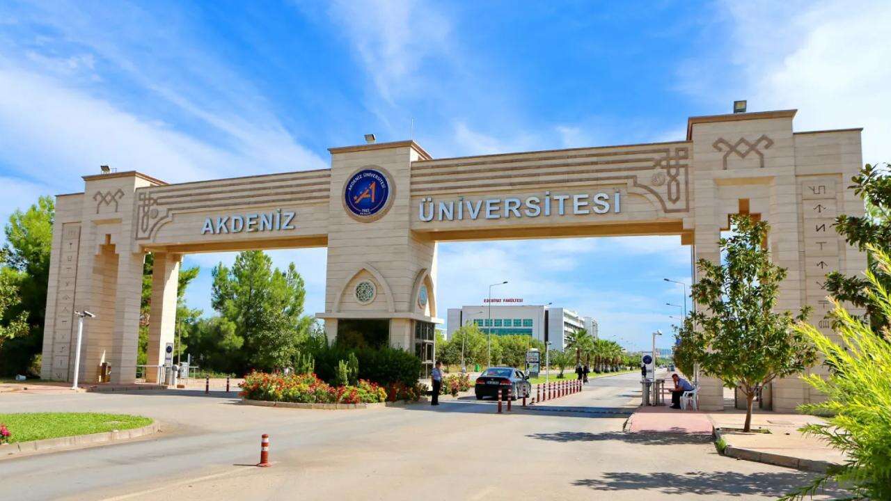 Türkiye'nin en iyi 20 üniversitesi açıklandı! Sıralama değişti 6
