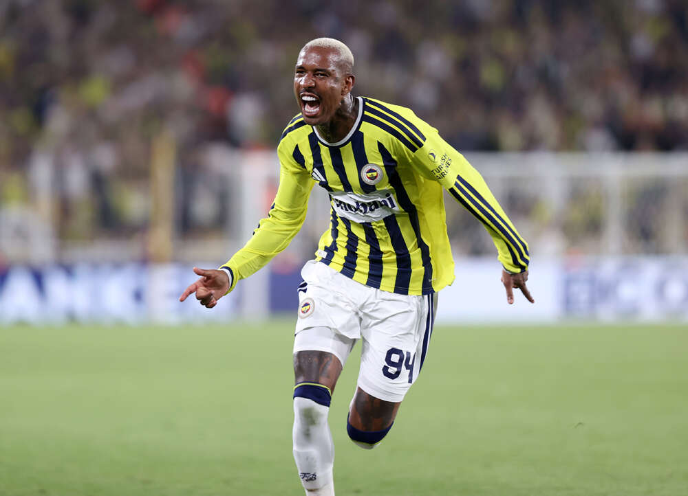 Aziz Yıldırım Barış Alper Yılmaz, Sane ve Yunus Akgün'ün saltanatına son verdi: Leao Fenerbahçe'de! 6