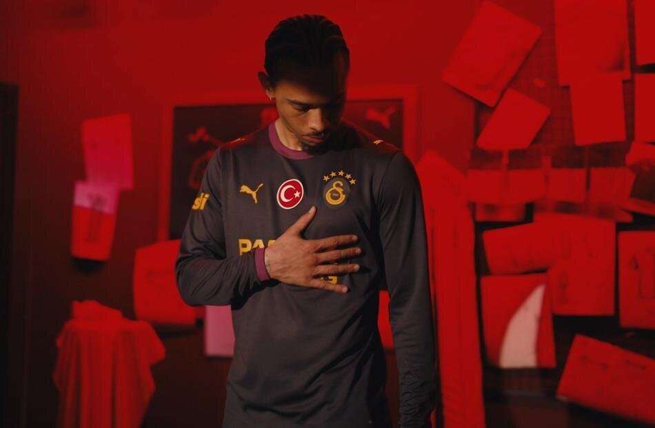 Galatasaray yeni sezon formalarını görücüye çıkarttı 5
