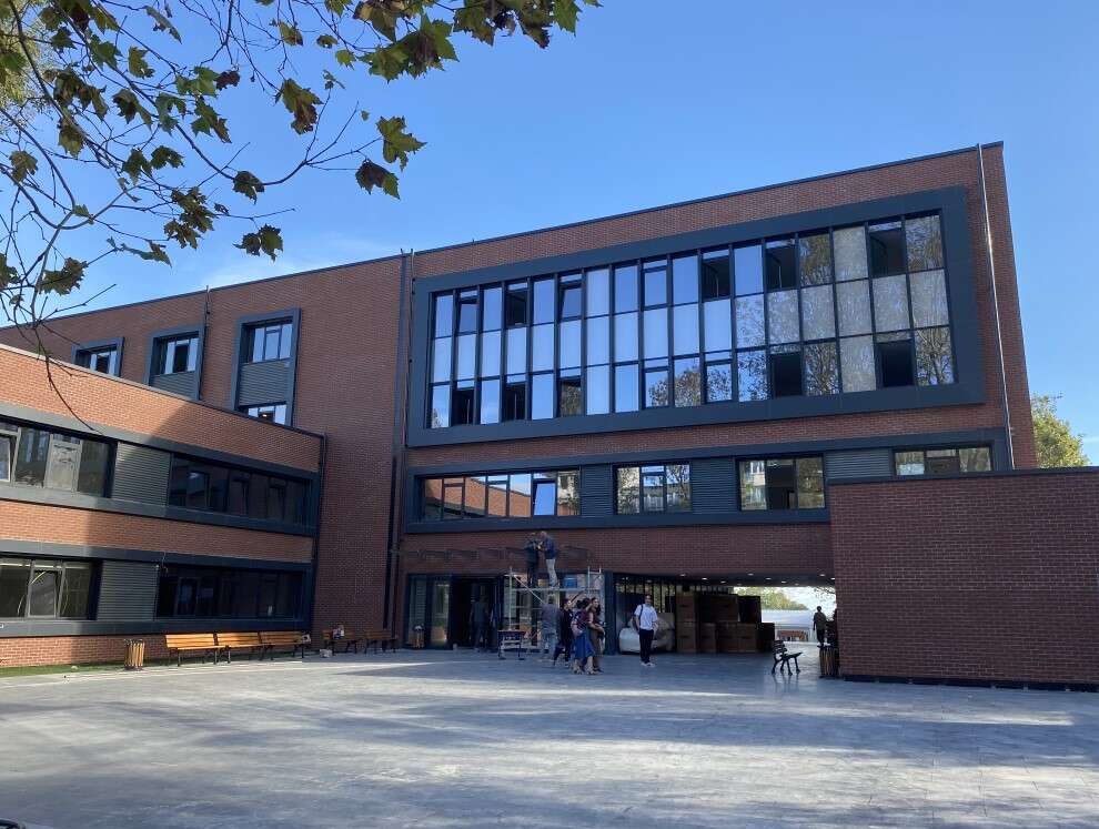 LGS puan ortalamasına göre İstanbul'un en iyi 20 lisesi belli oldu! Bakın ilk sırada hangi okul var 11