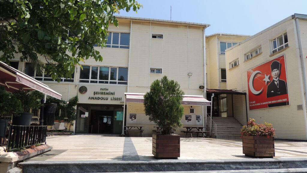 LGS puan ortalamasına göre İstanbul'un en iyi 20 lisesi belli oldu! Bakın ilk sırada hangi okul var 2