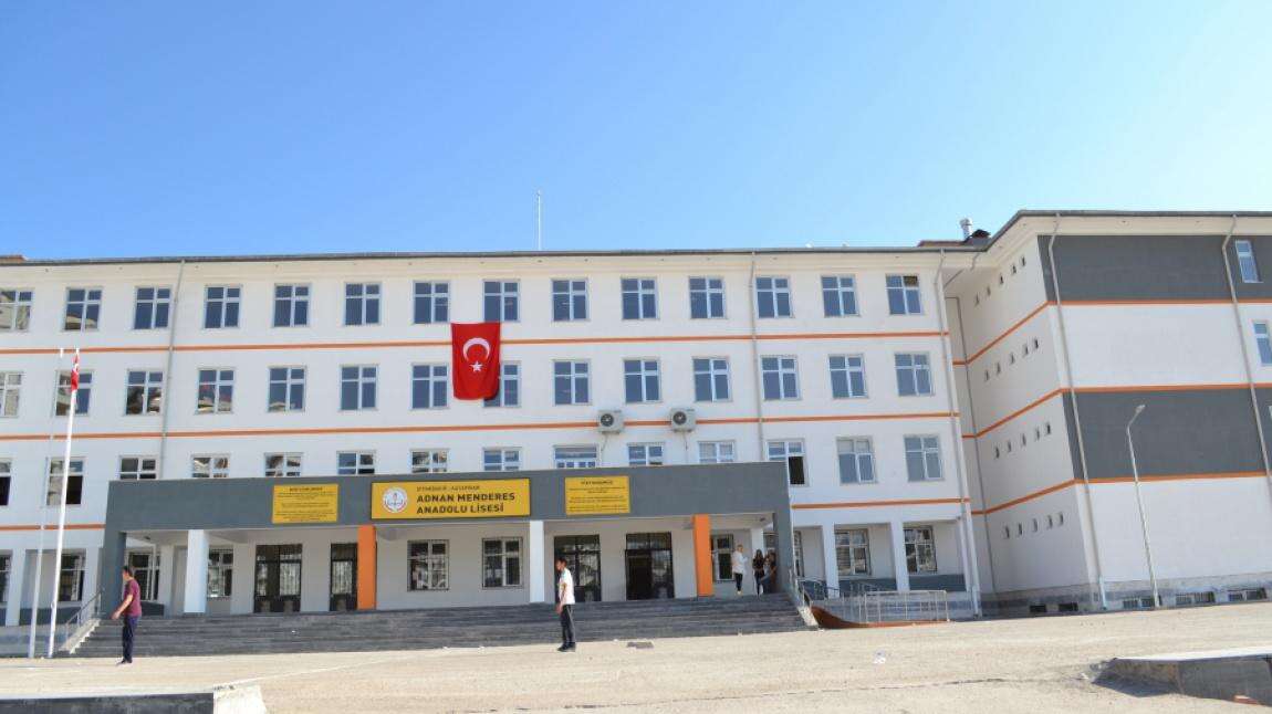 LGS puan ortalamasına göre İstanbul'un en iyi 20 lisesi belli oldu! Bakın ilk sırada hangi okul var 4