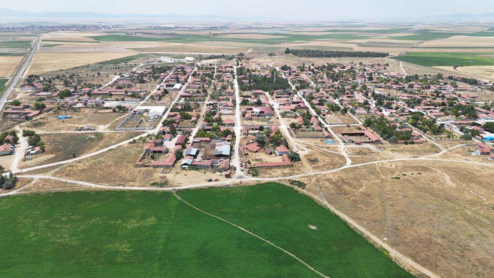 Görenleri hayran bırakıyor! Adeta cetvelle çizilmiş 113 yıllık bu köyde çıkmaz sokak yok 5