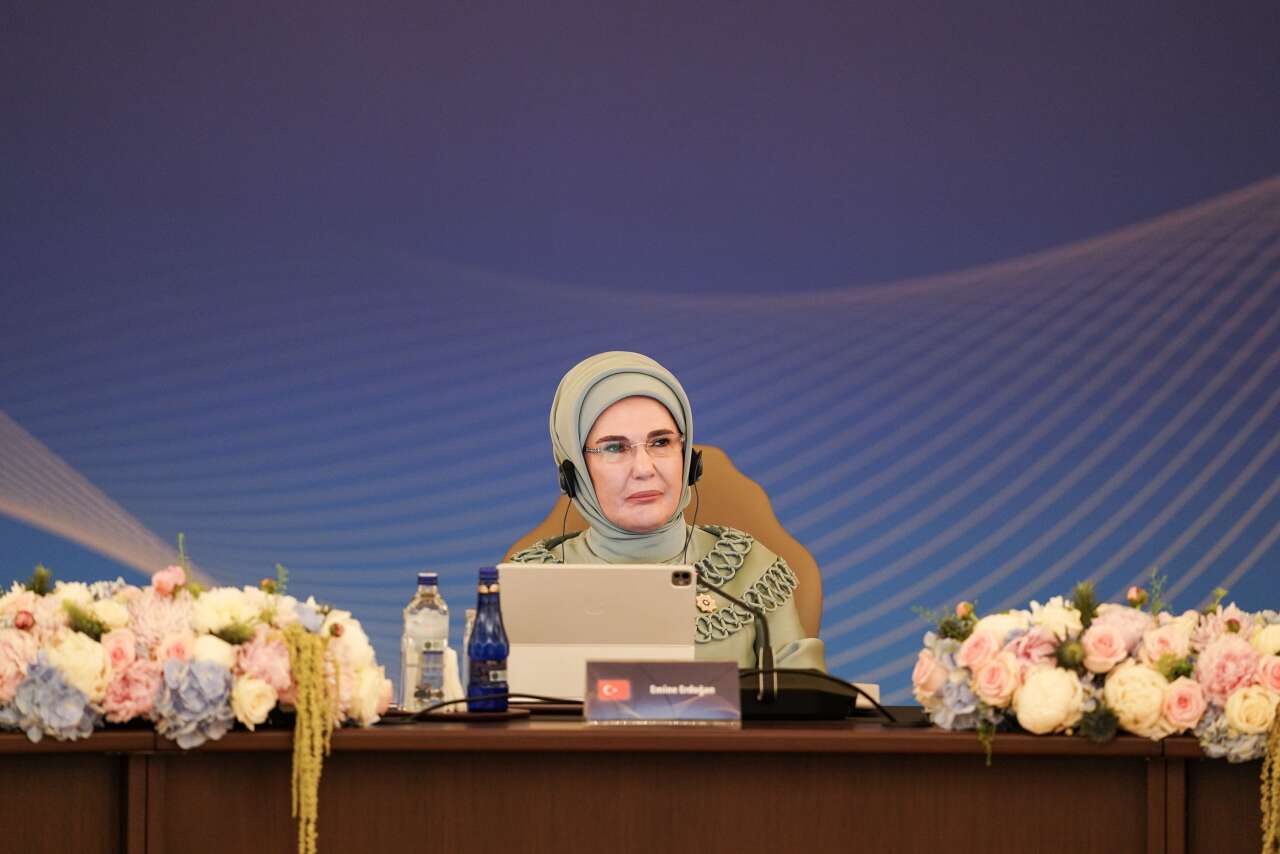 Emine Erdoğan Çankaya'da lider eşlerini ağırladı 3