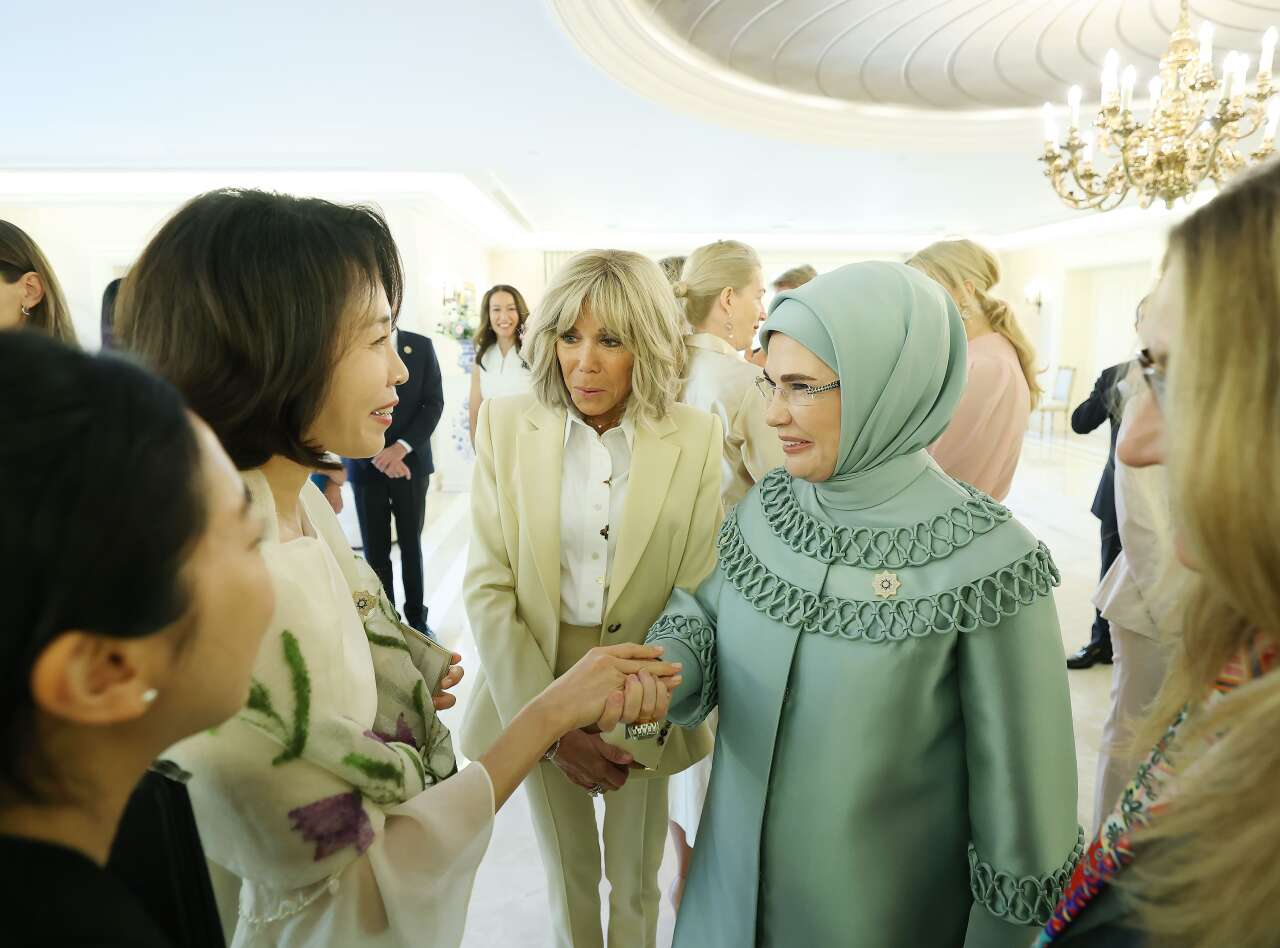 Emine Erdoğan Çankaya'da lider eşlerini ağırladı 9