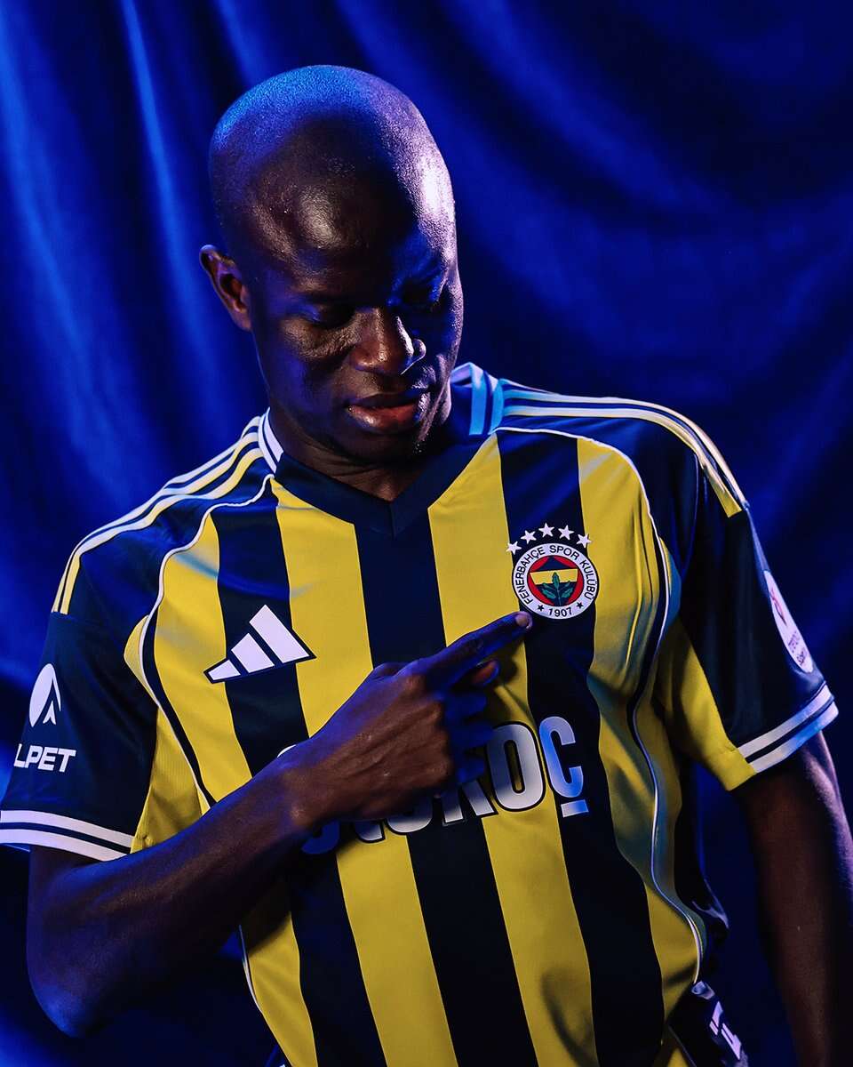 Aziz Yıldırım 3 yıl daha Fenerbahçe Başkanı! Şampiyon yapıp gideceğim demişti 4