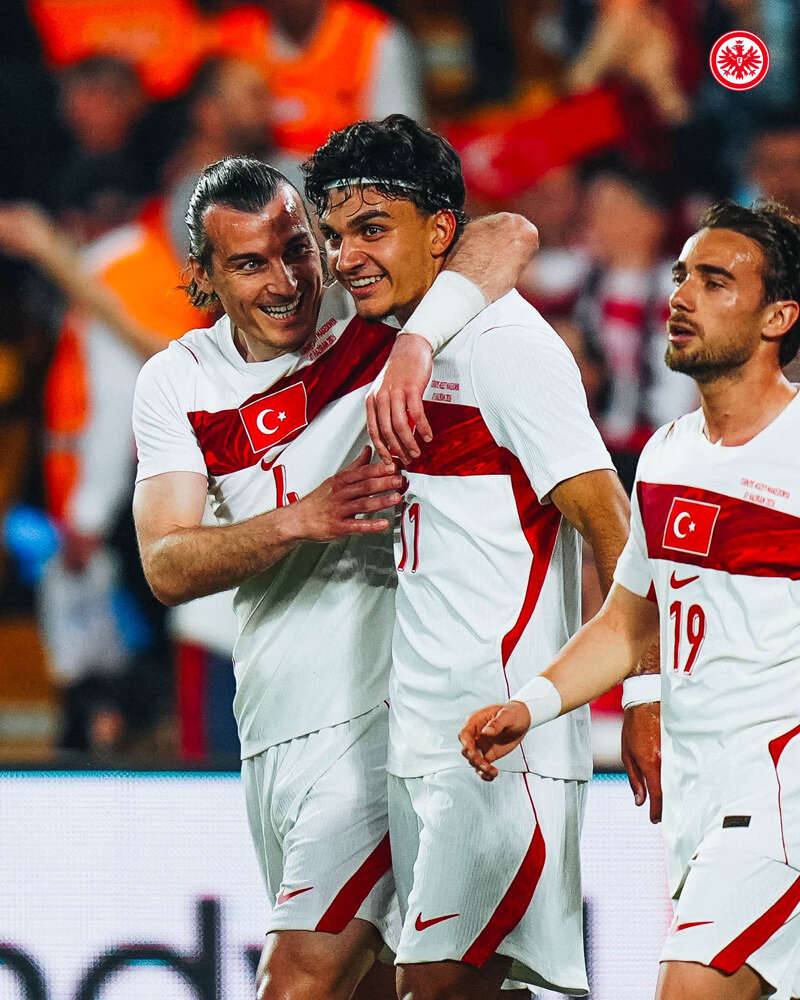Dursun Özbek'ten Sofyan Amrabat ve En Nesyri'ye 8 numara teşekkürü: Onların sayesinde! 3