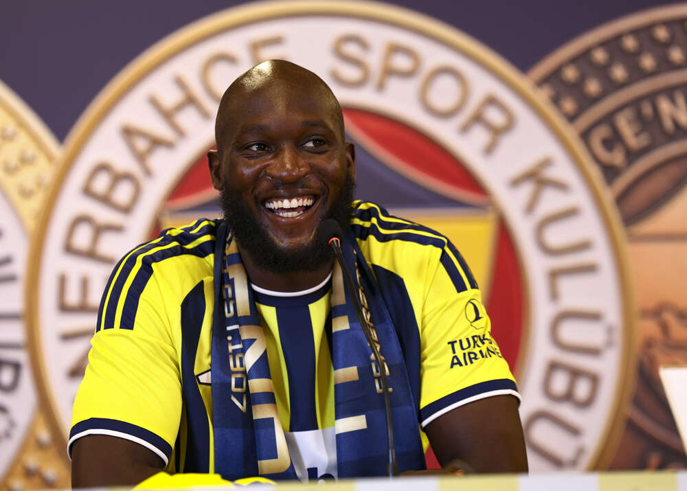 Lukaku'nun az kalsın futbol kariyeri bitiyormuş: 2 kez yanlış tedaviden sonra Belçika'ya kaçmış 7
