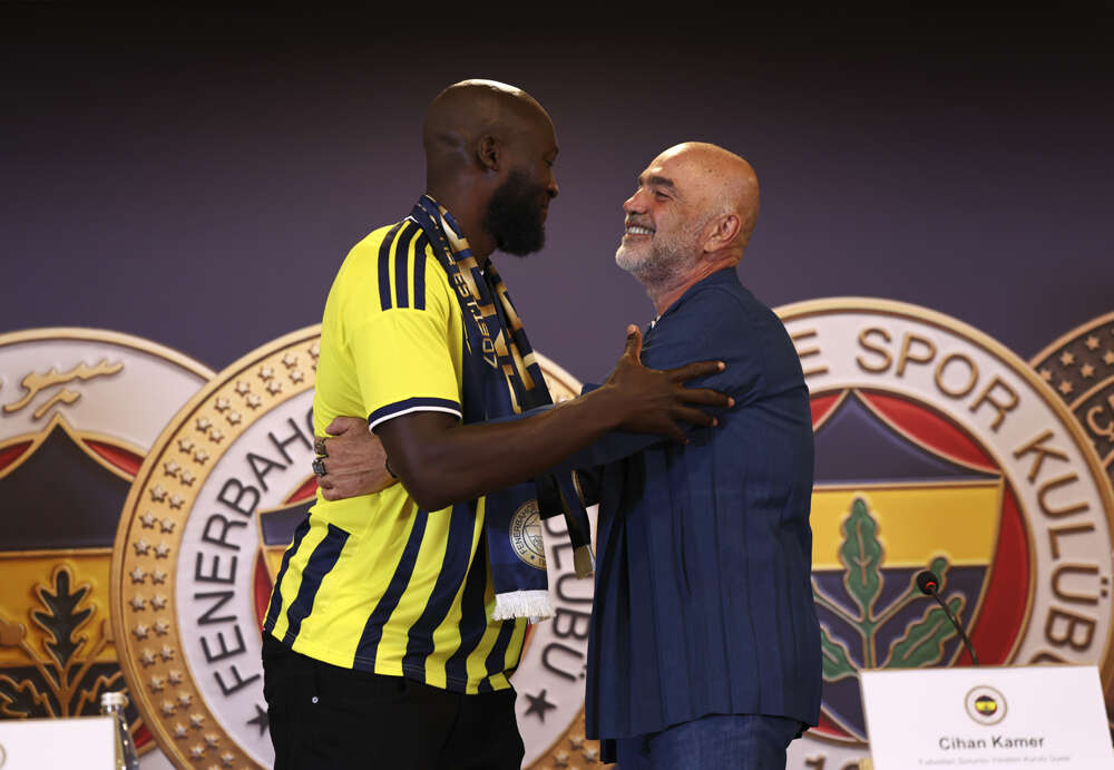 Lukaku'nun az kalsın futbol kariyeri bitiyormuş: 2 kez yanlış tedaviden sonra Belçika'ya kaçmış 8
