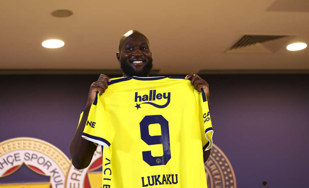 Lukaku'nun az kalsın futbol kariyeri bitiyormuş: 2 kez yanlış tedaviden sonra Belçika'ya kaçmış 4