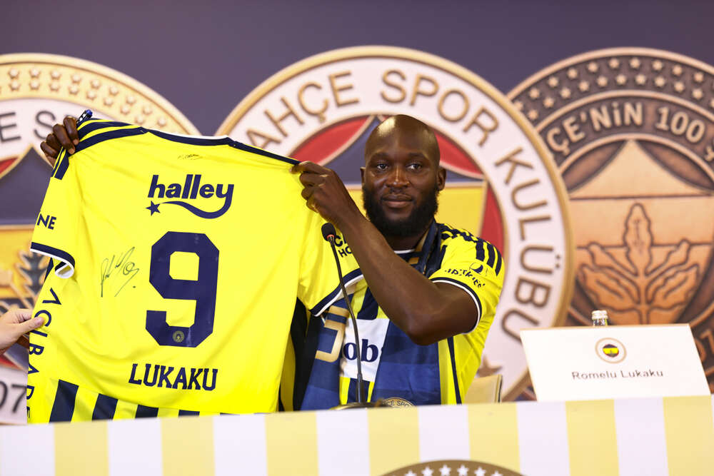 Lukaku'nun az kalsın futbol kariyeri bitiyormuş: 2 kez yanlış tedaviden sonra Belçika'ya kaçmış 3