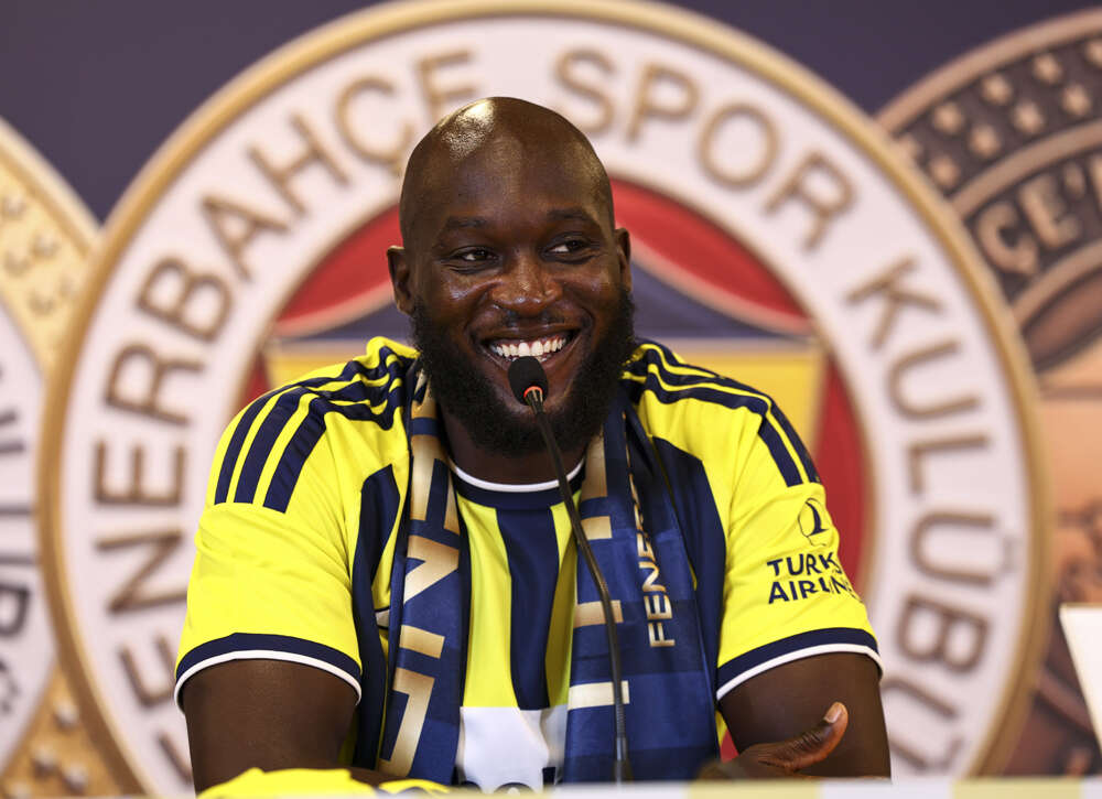 Lukaku'nun az kalsın futbol kariyeri bitiyormuş: 2 kez yanlış tedaviden sonra Belçika'ya kaçmış 11