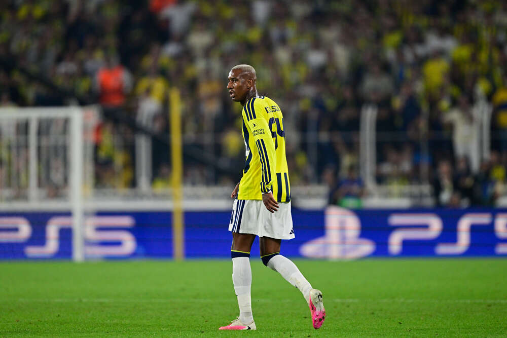 İsmail Kartal insanların aklıyla dalga geçiyor hadi oynatsana Levent Mercan'ı, Tarık Çetin'i, İrfan Can Kahveci'yi, Oğuz Aydın'ı! 7