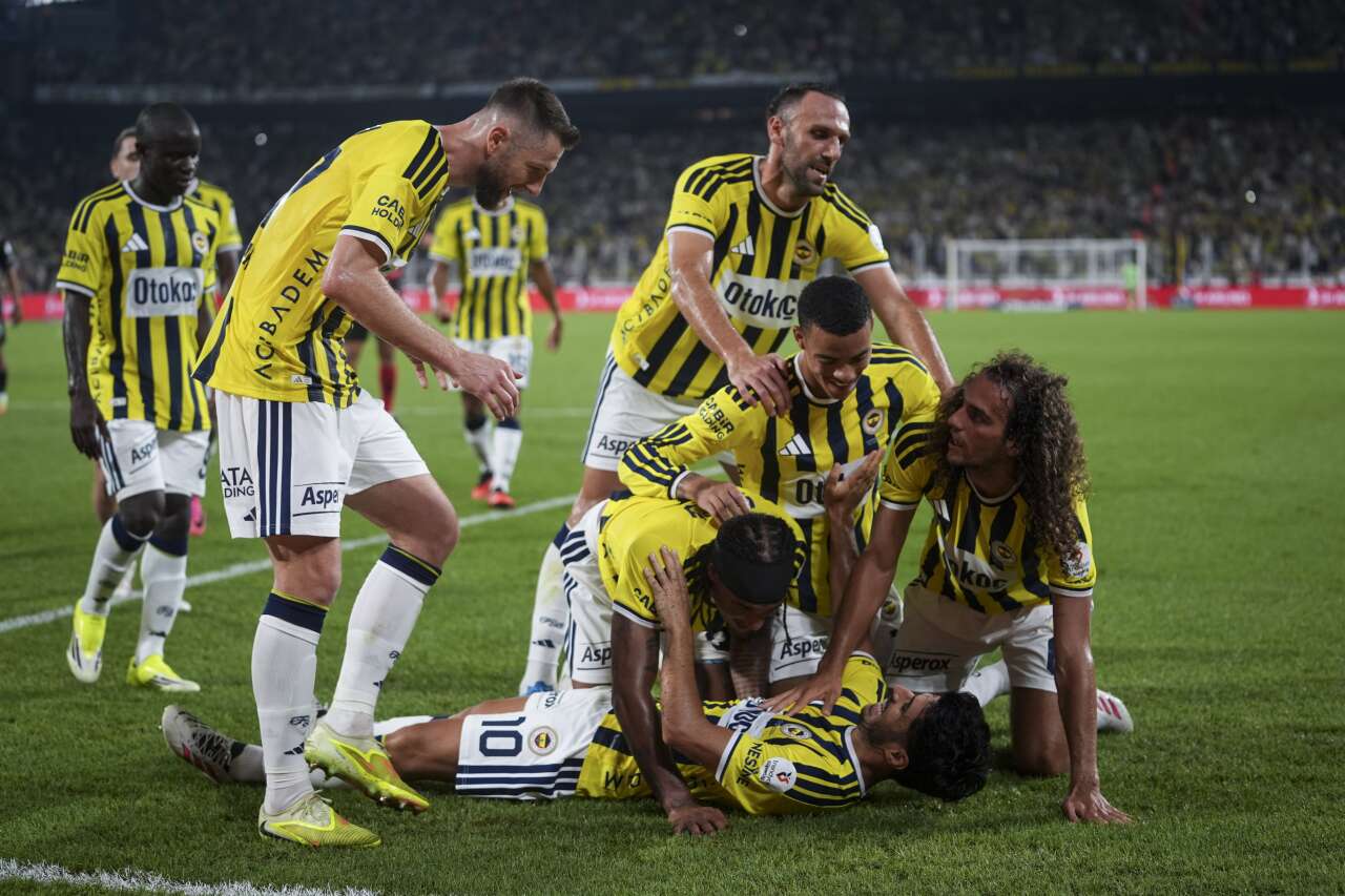 Aziz Yıldırım Önder Özen'in kanlı bıçaklı olduğu 8 numarayı 4 ay sonra Süper Lig'e getirecek 2