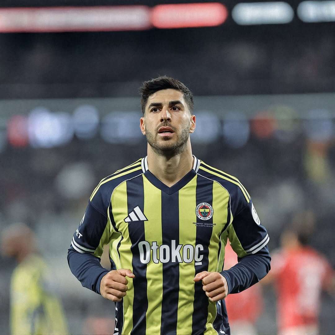 Aziz Yıldırım Önder Özen'in kanlı bıçaklı olduğu 8 numarayı 4 ay sonra Süper Lig'e getirecek 5