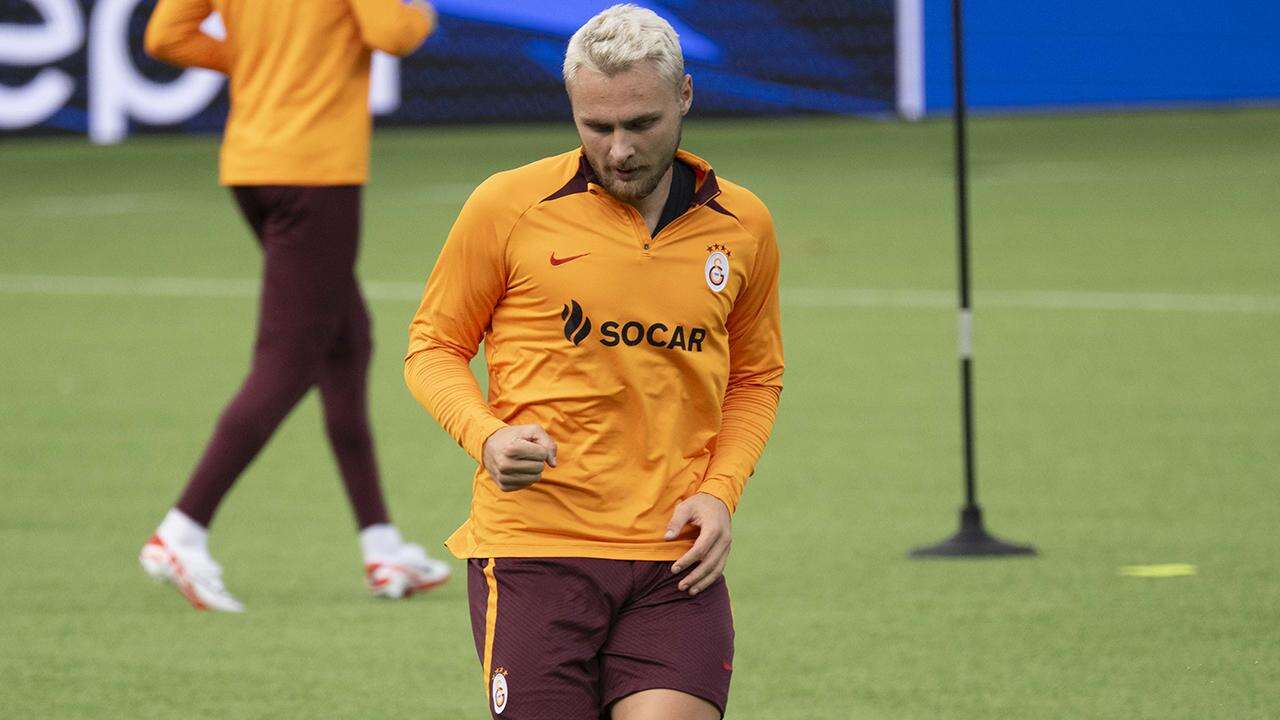 Dursun Özbek Cengiz Ünder, İsmail Yüksek ve Oosterwolde'nin can düşmanı olduğu kulübe stoper gönderdi 5