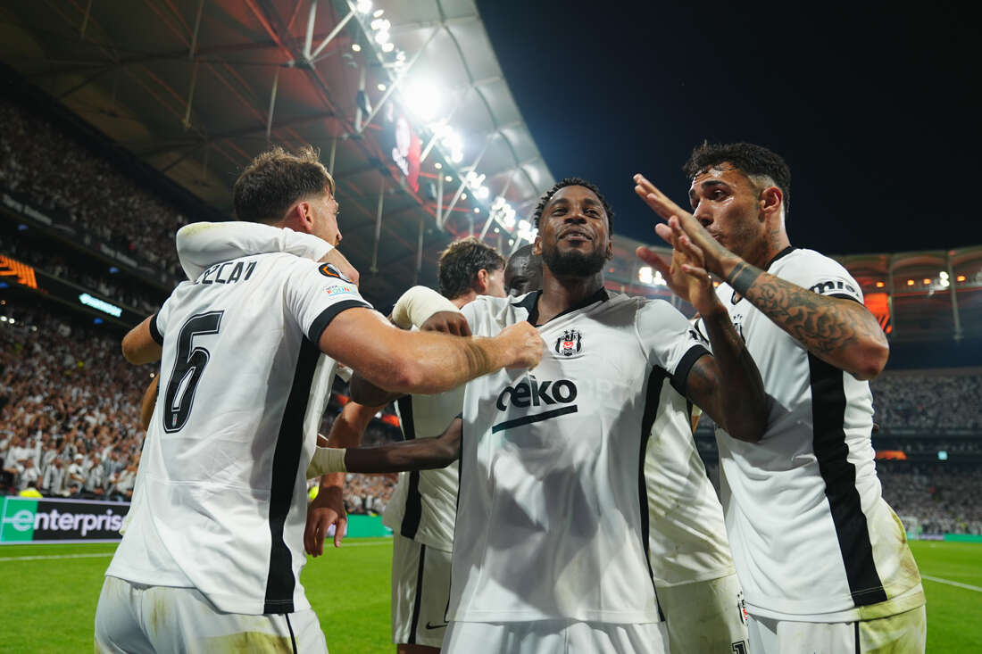 Aziz Yıldırım Vincenzo Italıano yüzünden istifaya davet edildi: Futbol aklına bak! 18