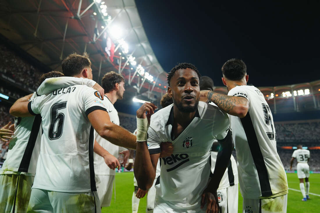 Aziz Yıldırım Vincenzo Italıano yüzünden istifaya davet edildi: Futbol aklına bak! 16