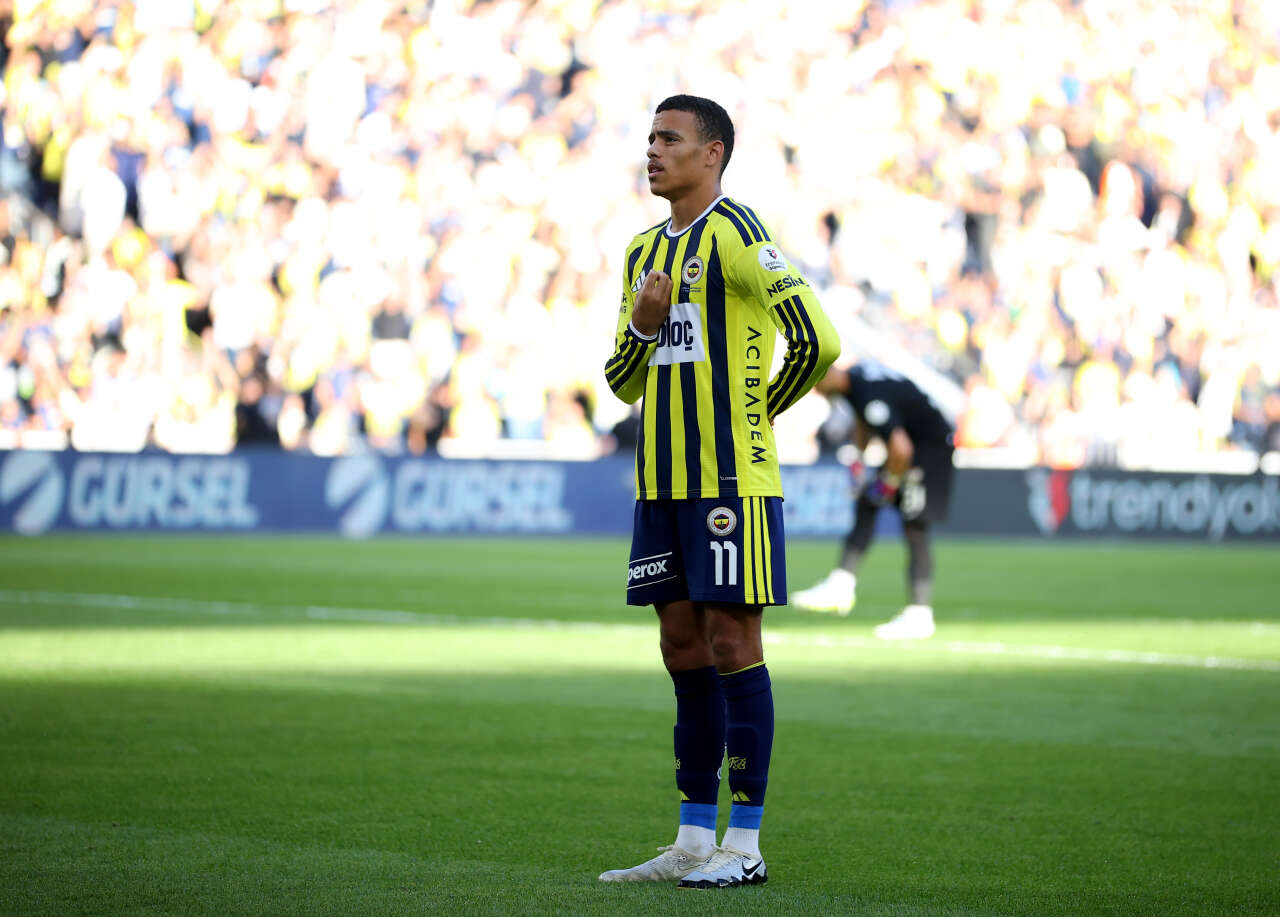 İsmail Kartal'ı 8-0 da kurtaramadı: Biz adama 12 M.€ veriyoruz sen 22 dakika oynatıyorsun 12