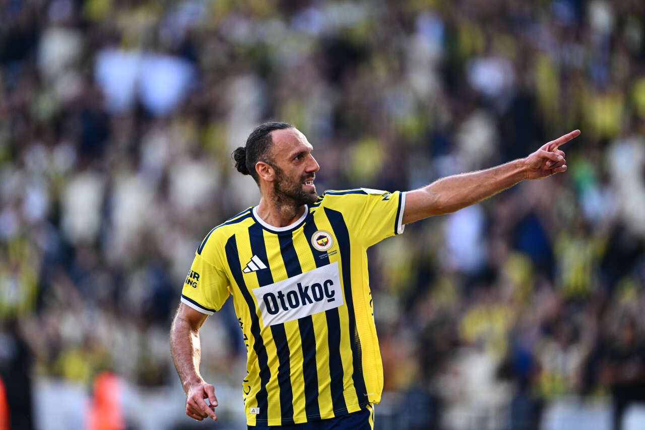 İsmail Kartal'ı 8-0 da kurtaramadı: Biz adama 12 M.€ veriyoruz sen 22 dakika oynatıyorsun 8